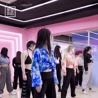 甩头基本功练习动作,零基础学跳甩头舞