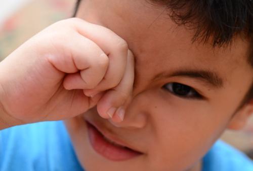 宝宝结膜炎怎么治疗最快最有效,宝宝结膜炎症状和表现怎么治疗