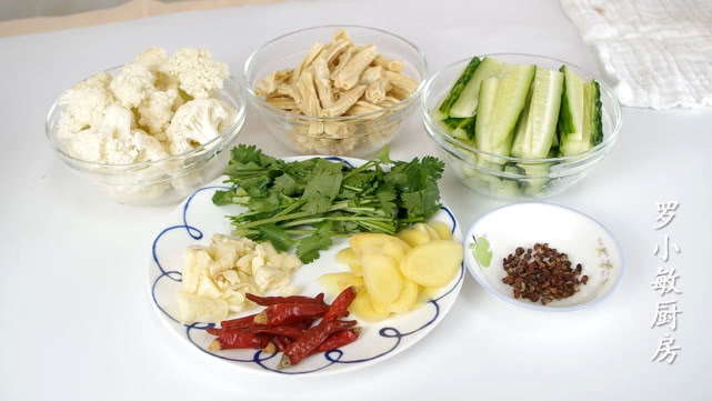 草鱼最好吃的做法最简单的,草鱼最好吃最简单的做法