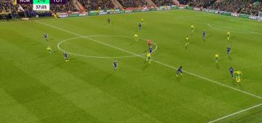 英超胡子越位,英超引争议