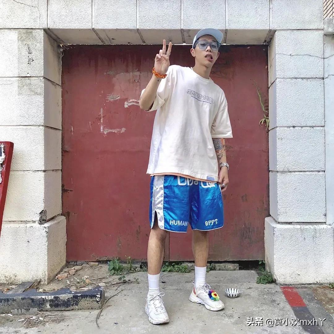 男生眼里的“清凉女孩”都是怎样的？各种短裤拯救35度下的潮人