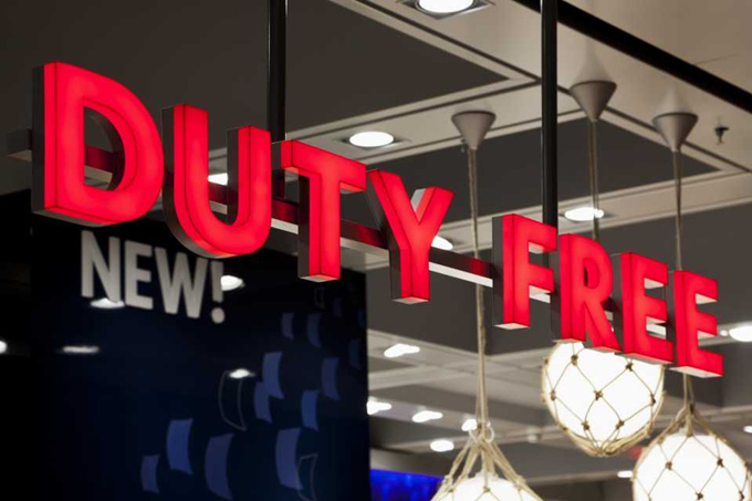 出国旅游都不发朋友圈,出国怎么拒绝帮人带东西