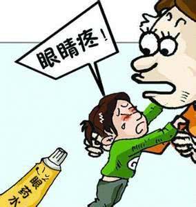 给孩子滴眼药水，千万要注意