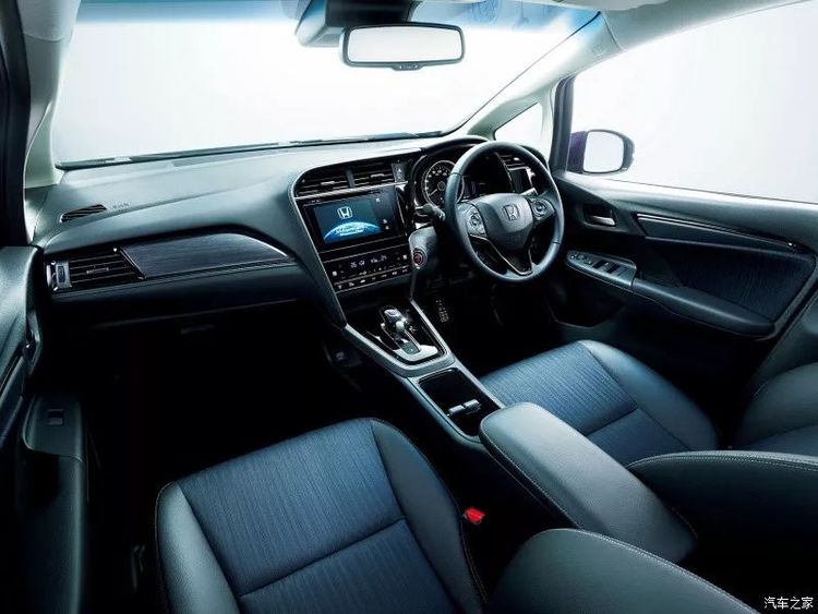 后备厢容积1141L+四驱，这台“大飞度”下月亮相