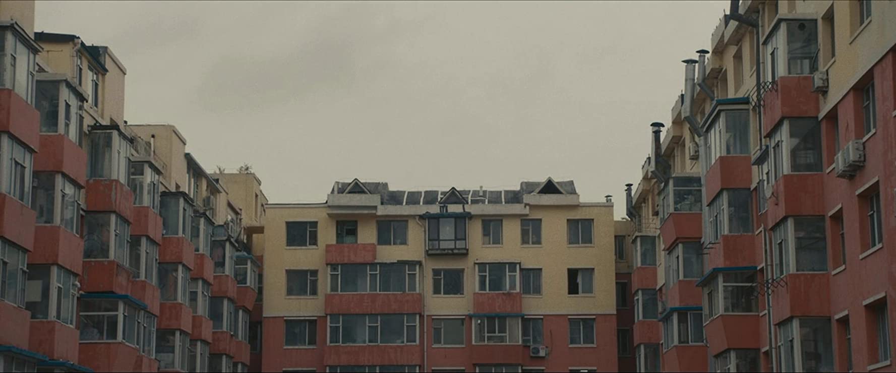 电影别告诉她短片,电影别告诉她创作