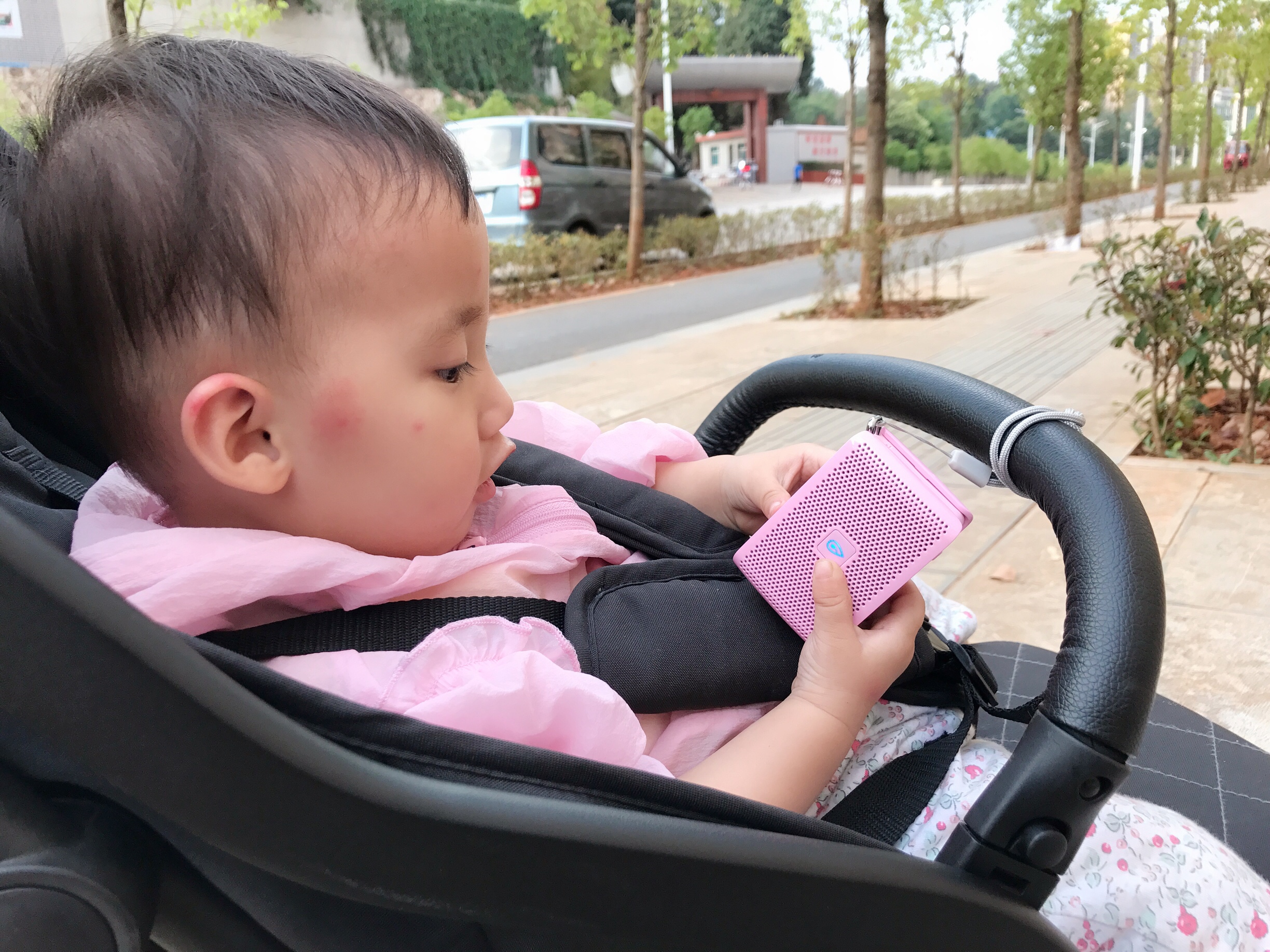 h-doss掌上听智能蓝牙音箱,doss小度智能音箱评测