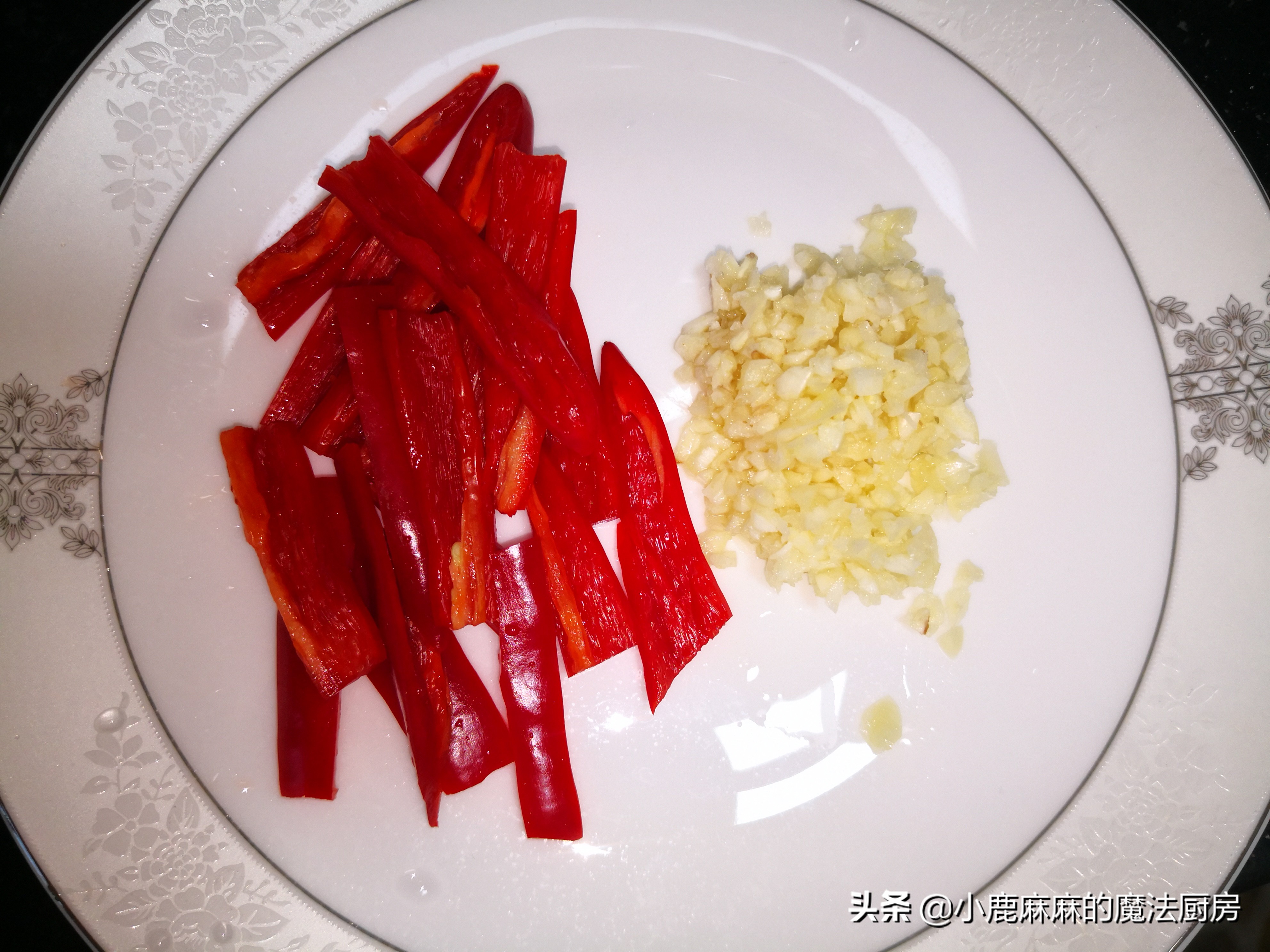 少油干煸四季豆炒盐菜的做法,超好吃的干煸四季豆不焯水不过油