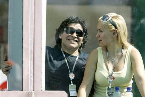 三岁球王,球王贝利30岁