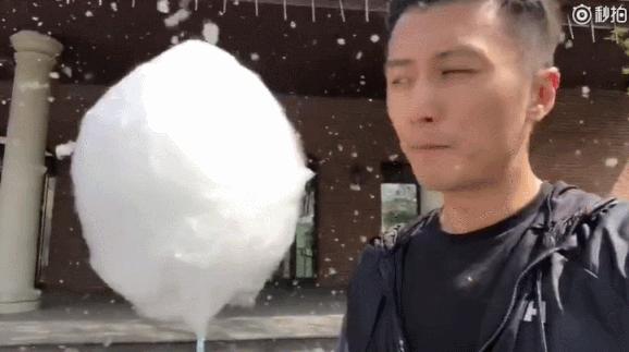 王菲谢霆锋合体想谈什么样的恋爱,王菲谢霆锋一反常态高调秀恩爱