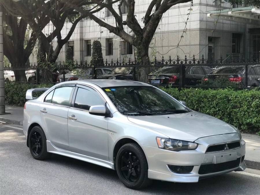 蓝瑟翼神和三菱lancerex,三菱翼神LancerEX2.0经典