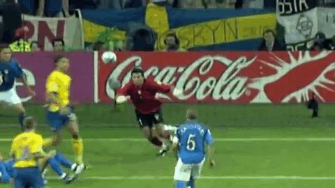 大奉先伊布欧洲杯蝎子摆尾,伊布最经典过人