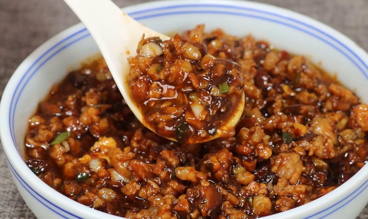 开了三十年的老北京炸酱面,开了十几年的老北京炸酱面