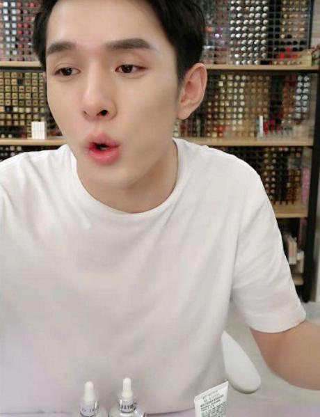 李佳琦精华小灯泡,李佳琦推荐过的精华液