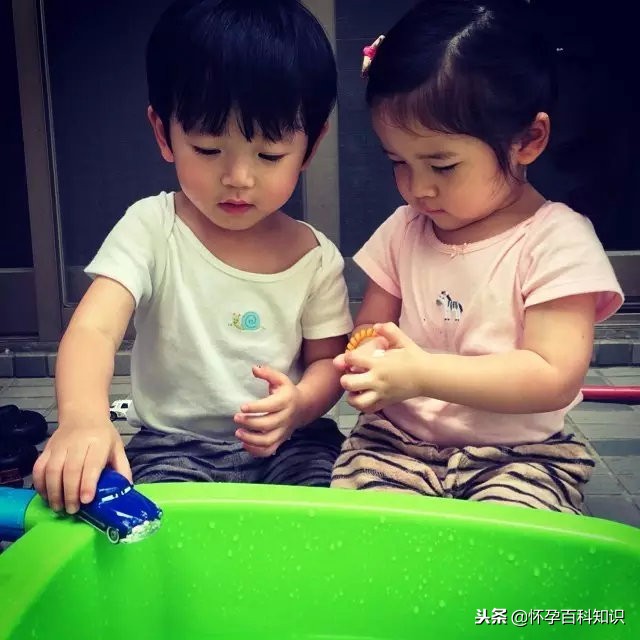 宝宝的21种情况和月嫂无关,宝宝这几个问题不用处理