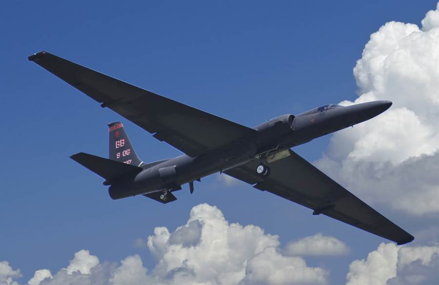 惊恐！美国飞行员佩戴导航手表能连接俄欧卫星系统