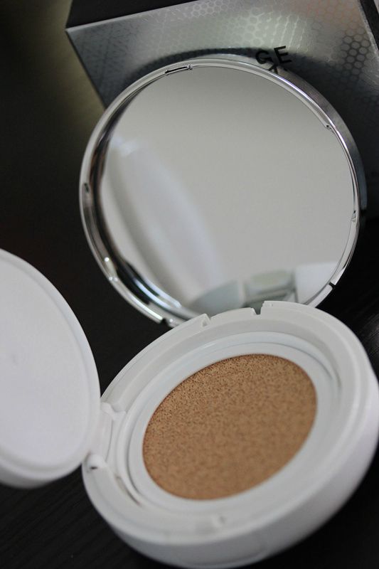 兰芝双层双效气垫粉霜测评,兰芝雪润气垫好不好