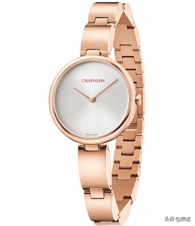 calvinklein龙年新春系列,白色情人节2022年1月16日