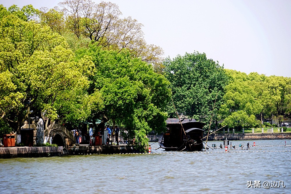 南湖是浙江三大名湖之一,嘉兴南湖三大名湖