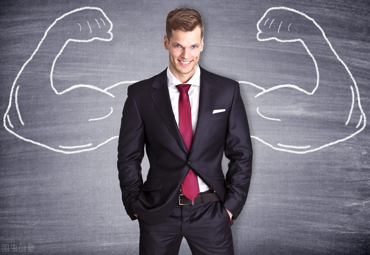 自恋的人在内心深处其实是自卑的,自卑的人和自尊心强的人