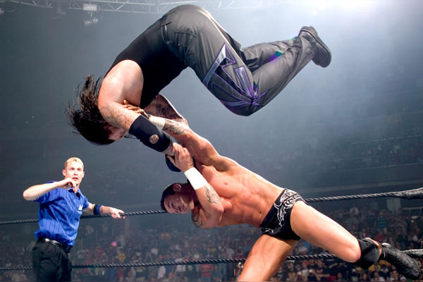 wwe兰迪奥顿最近一次比赛,wwe兰迪奥顿八重威胁