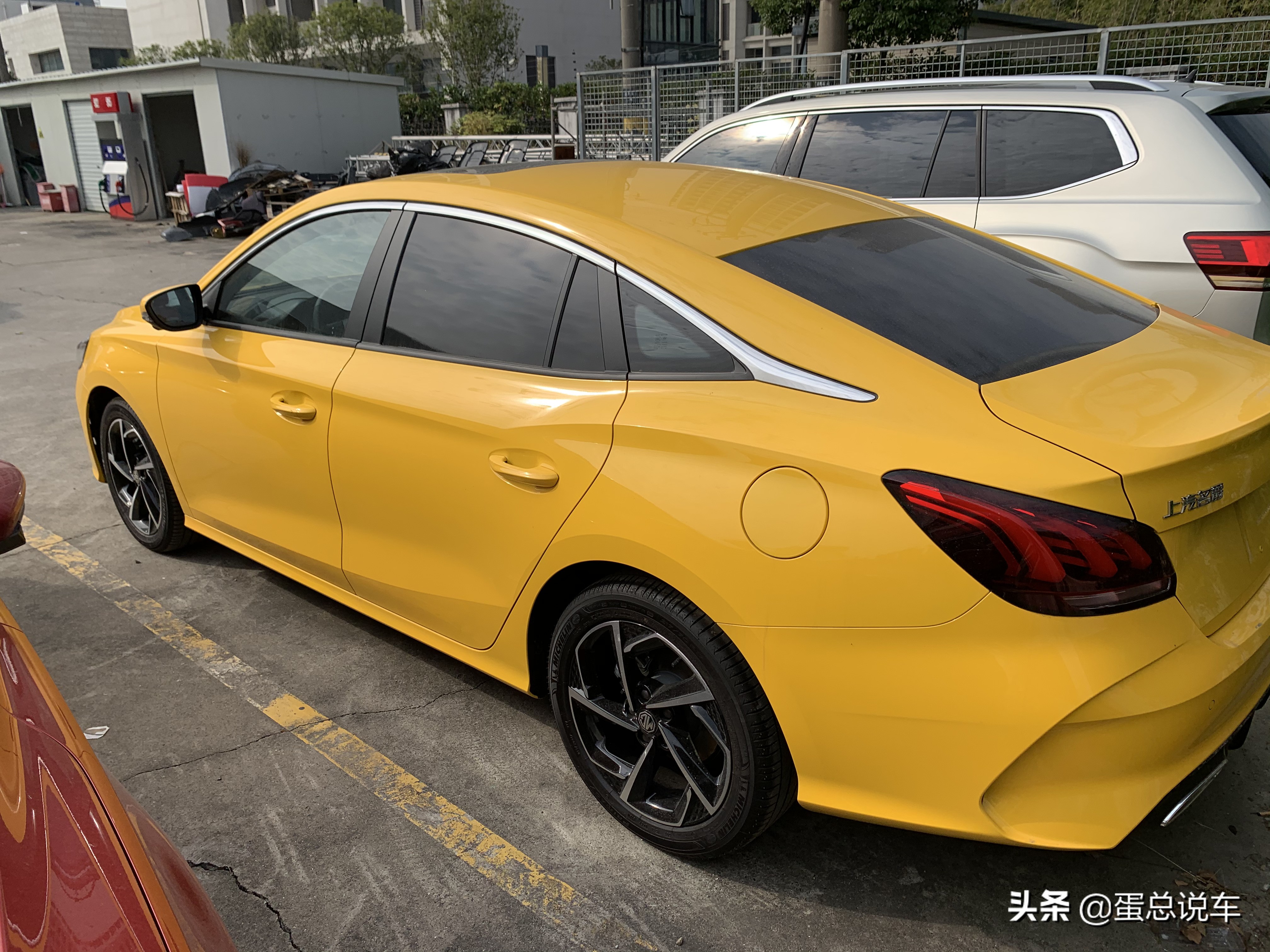 物超所值国产汽车,颜值与实力并存新款mg5