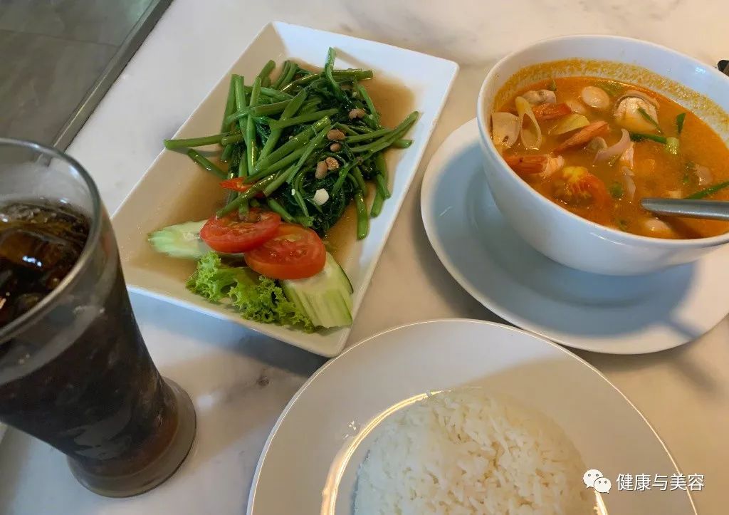 何炅减肥,何炅养生秘籍有哪些