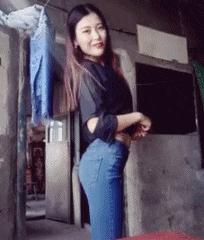 搞笑gif开心一刻,搞笑gif段子妹子你太皮了