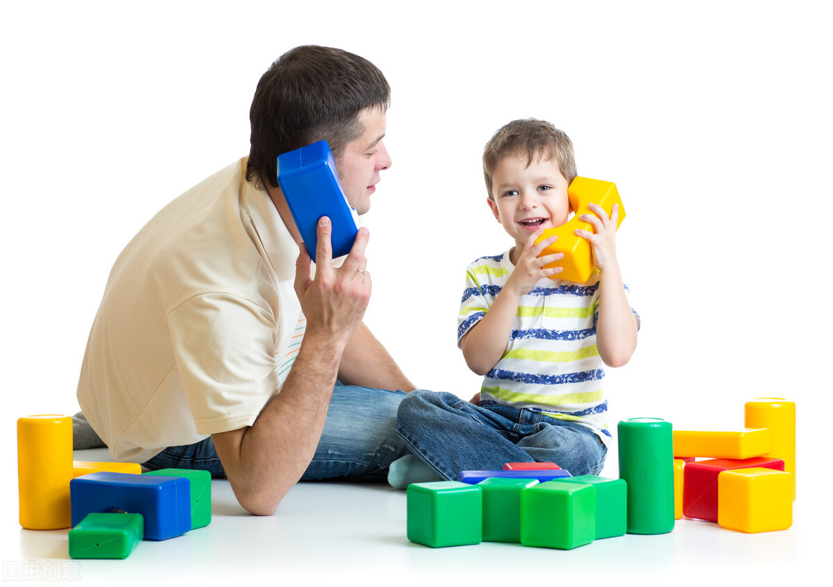 孩子说话比同龄人差很多怎么办,孩子说话不会跟人交流