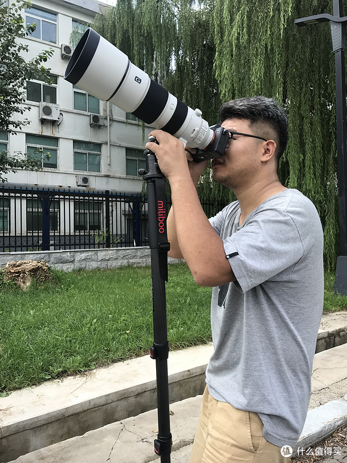 如何选择摄影独脚架,独脚架和三脚架怎么选