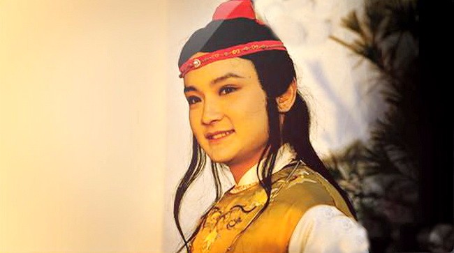 宝玉和源氏出家:不同文化背景下的相同选择