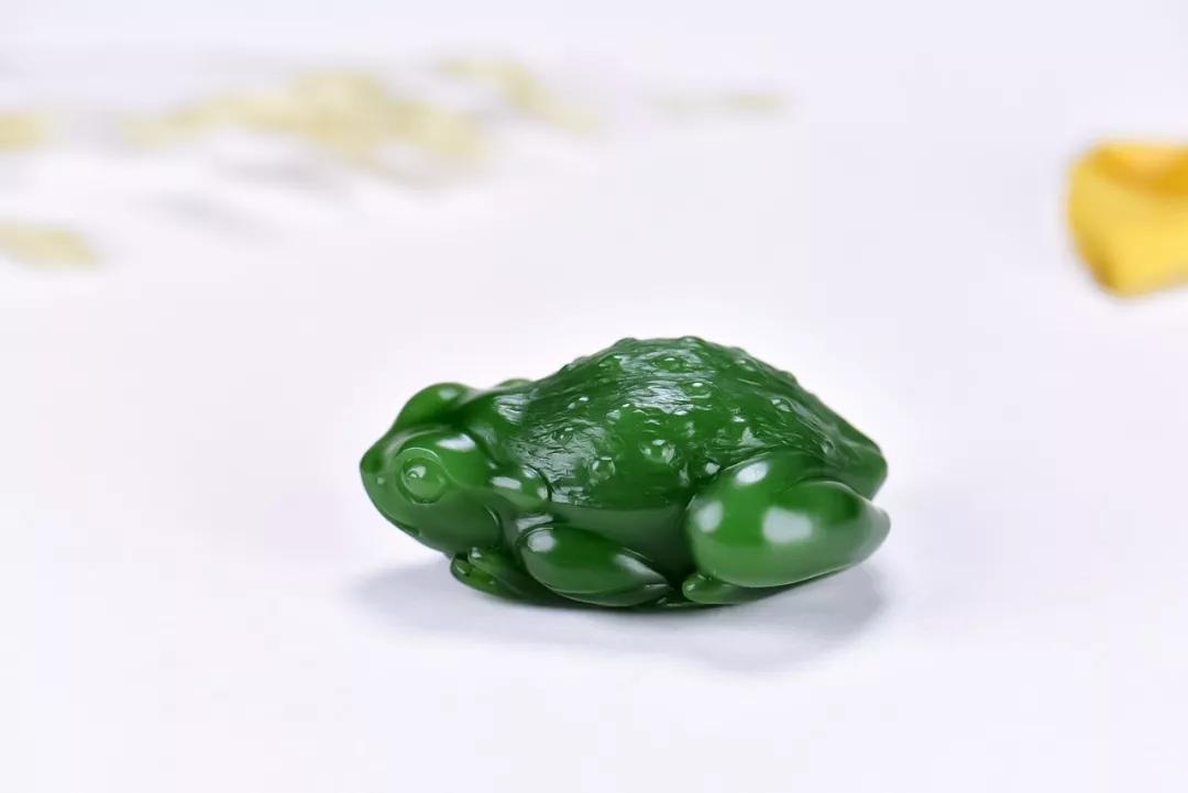 适合招财的珠宝 (今年戴什么珠宝最旺财)