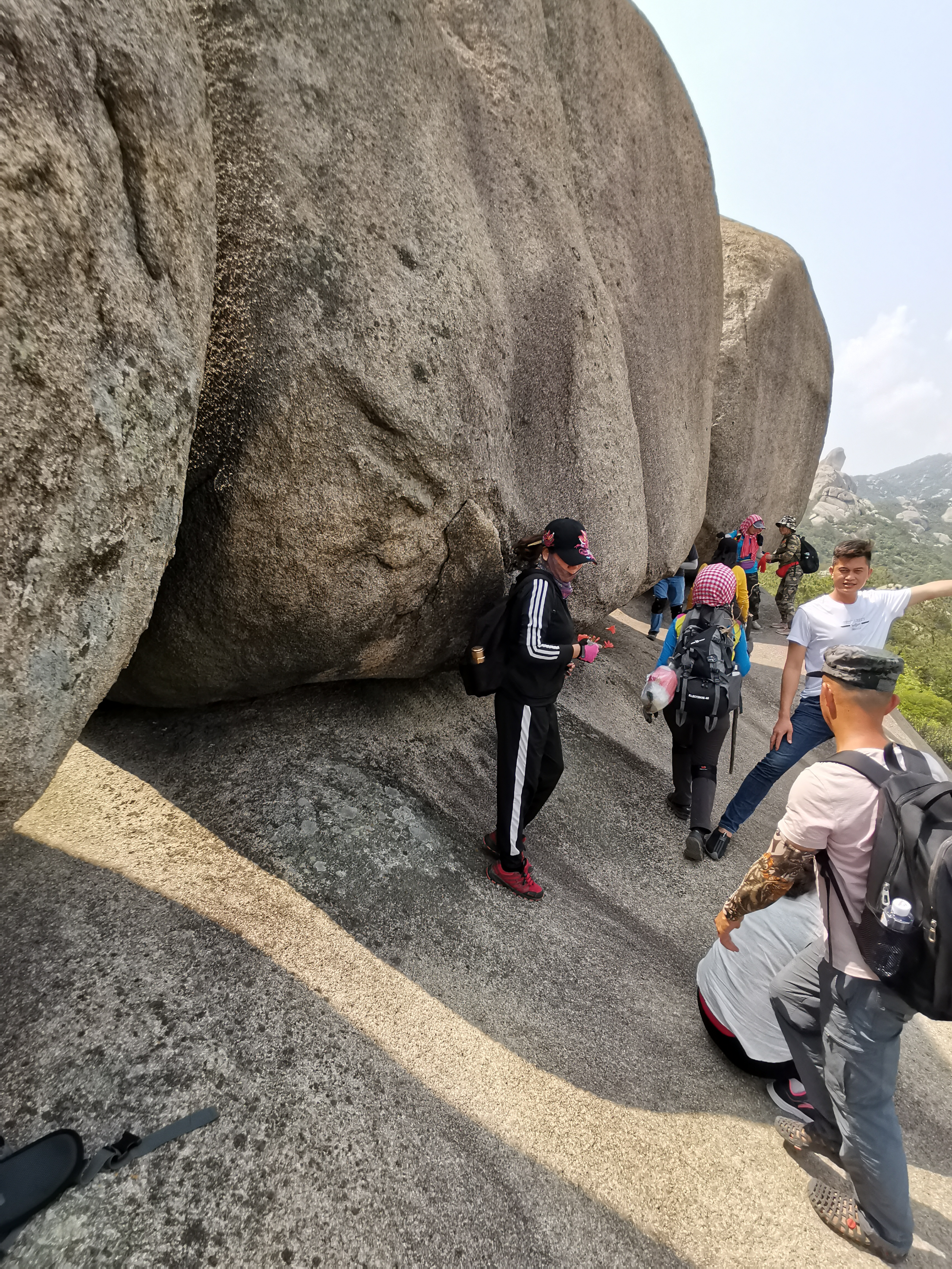 乌山三石连登快乐之旅星期六登山队