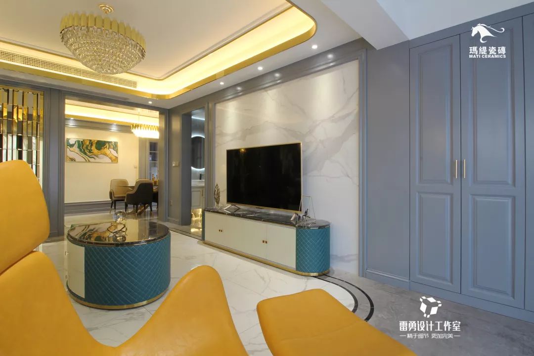 孔雀蓝搭配色彩,神秘的色彩高级灰