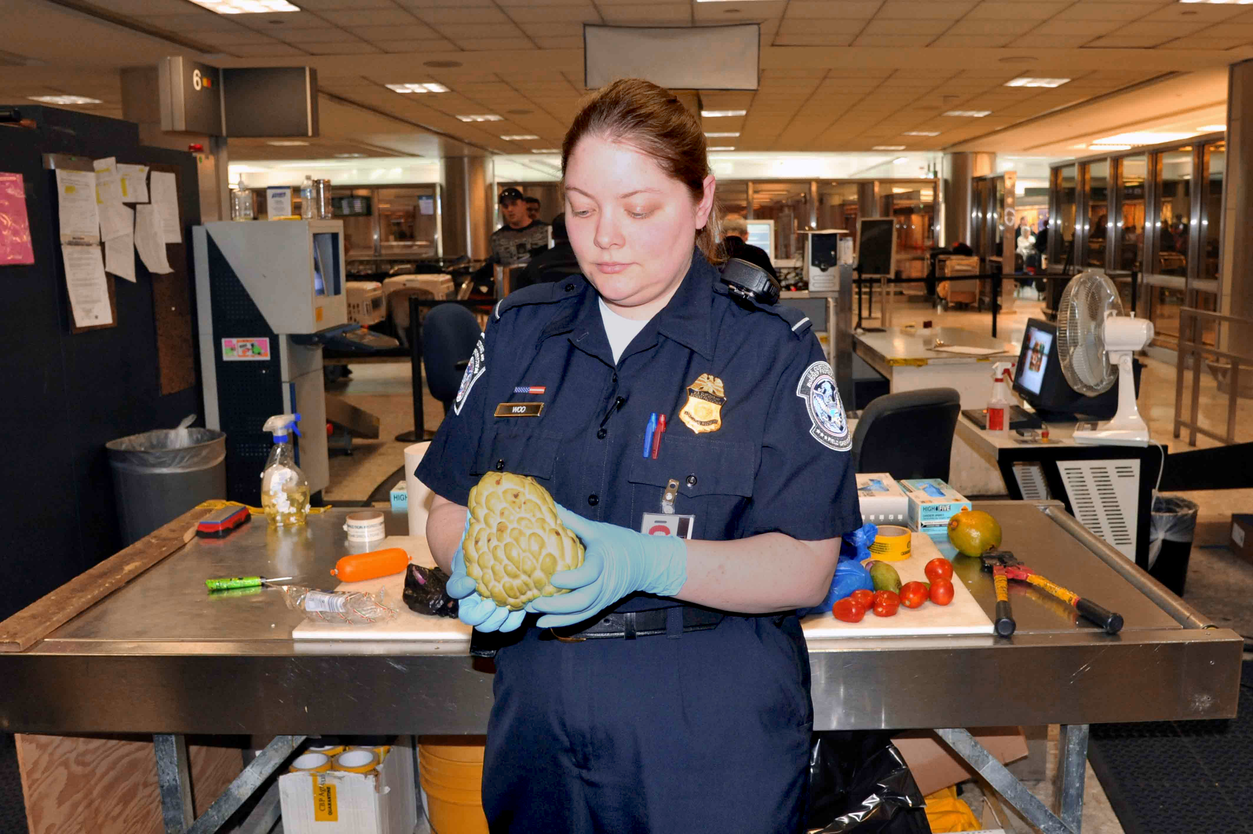 中国辣条在美国成为奢侈品,国民零食辣条出口