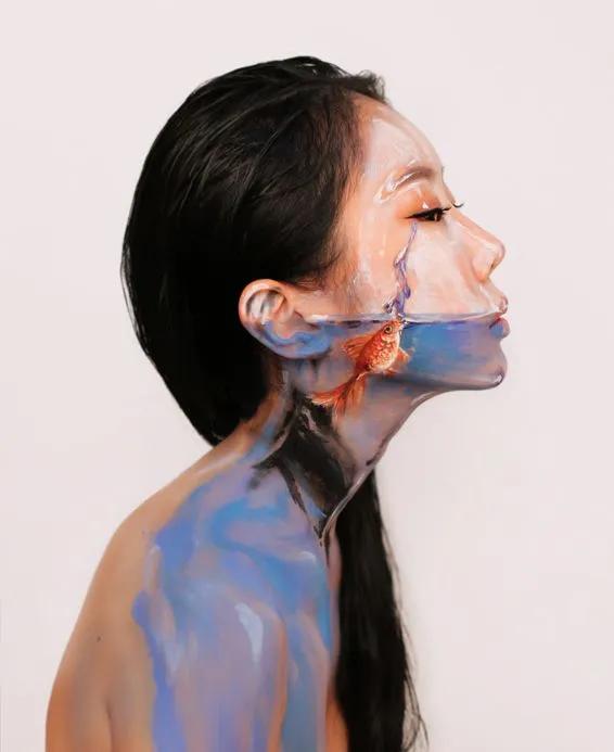 她在画画,神奇的视觉错觉画画