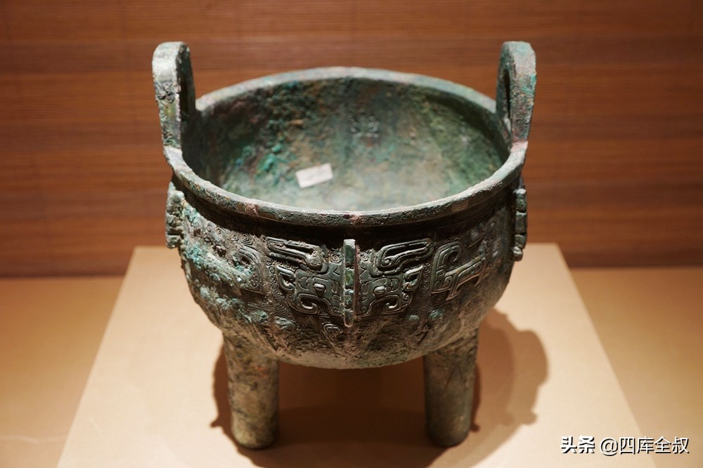 以物见物,以物识人意思