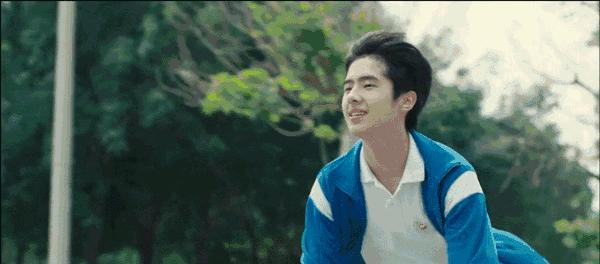 广西梧州1997年身份证,身份证是1999年的照片