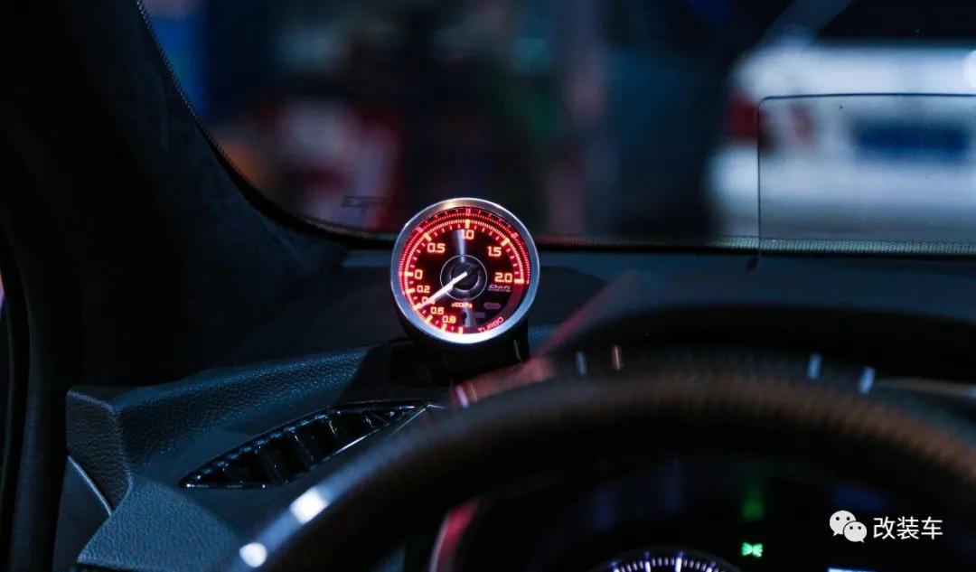 老爸玩改装,老爸带着孩子玩改装