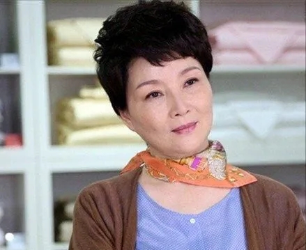 6对撞名女星，同名不同命，有人处成姐妹，有人无辜受牵连