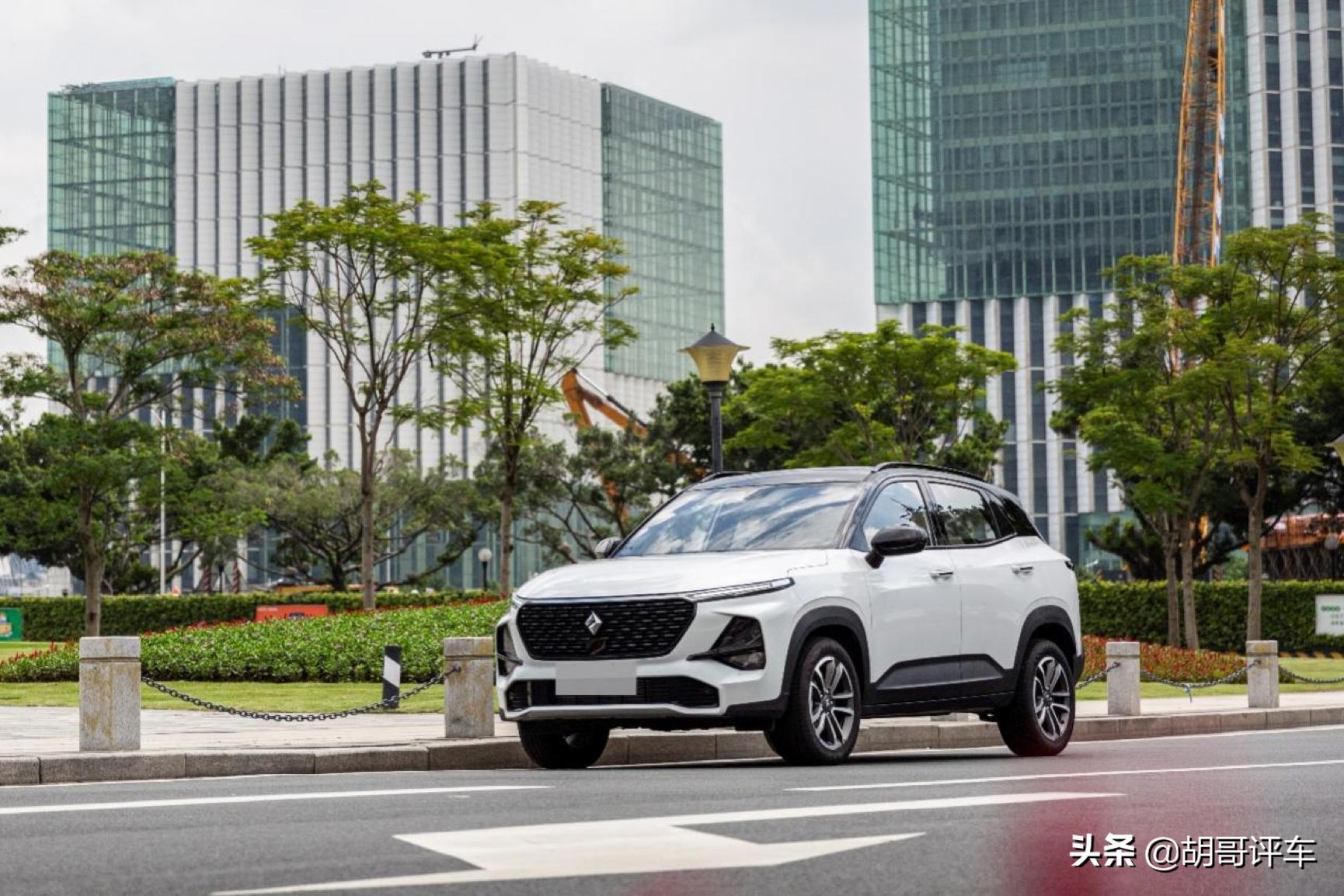 性能/科技/舒适比拼，中国品牌对标合资品牌，谁是8万级最优选