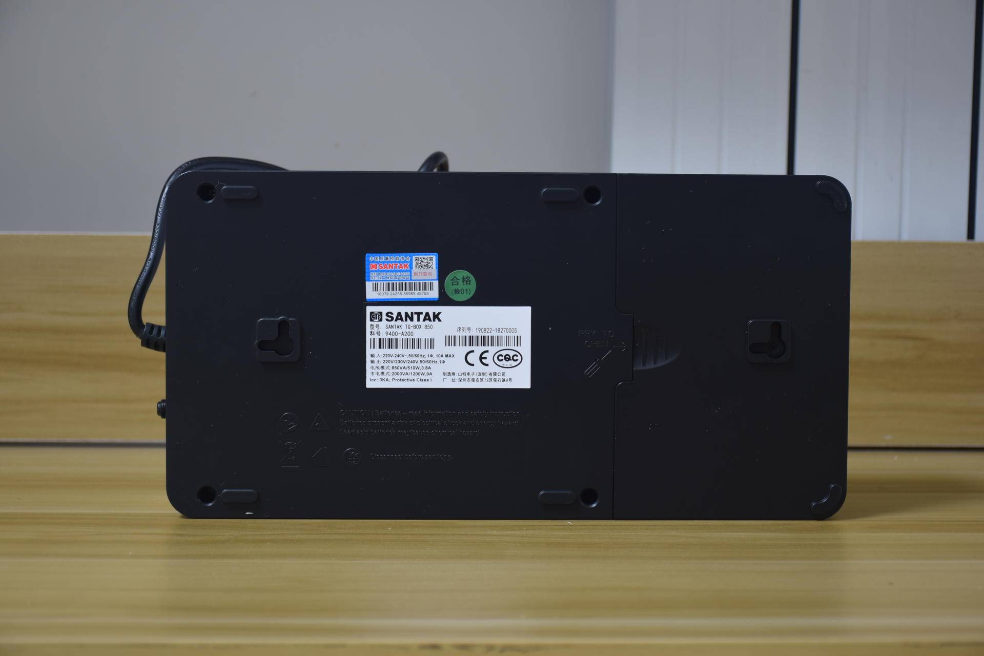 给硬盘和数据多一份保险，山特TG-BOXUPS不间断电源体验