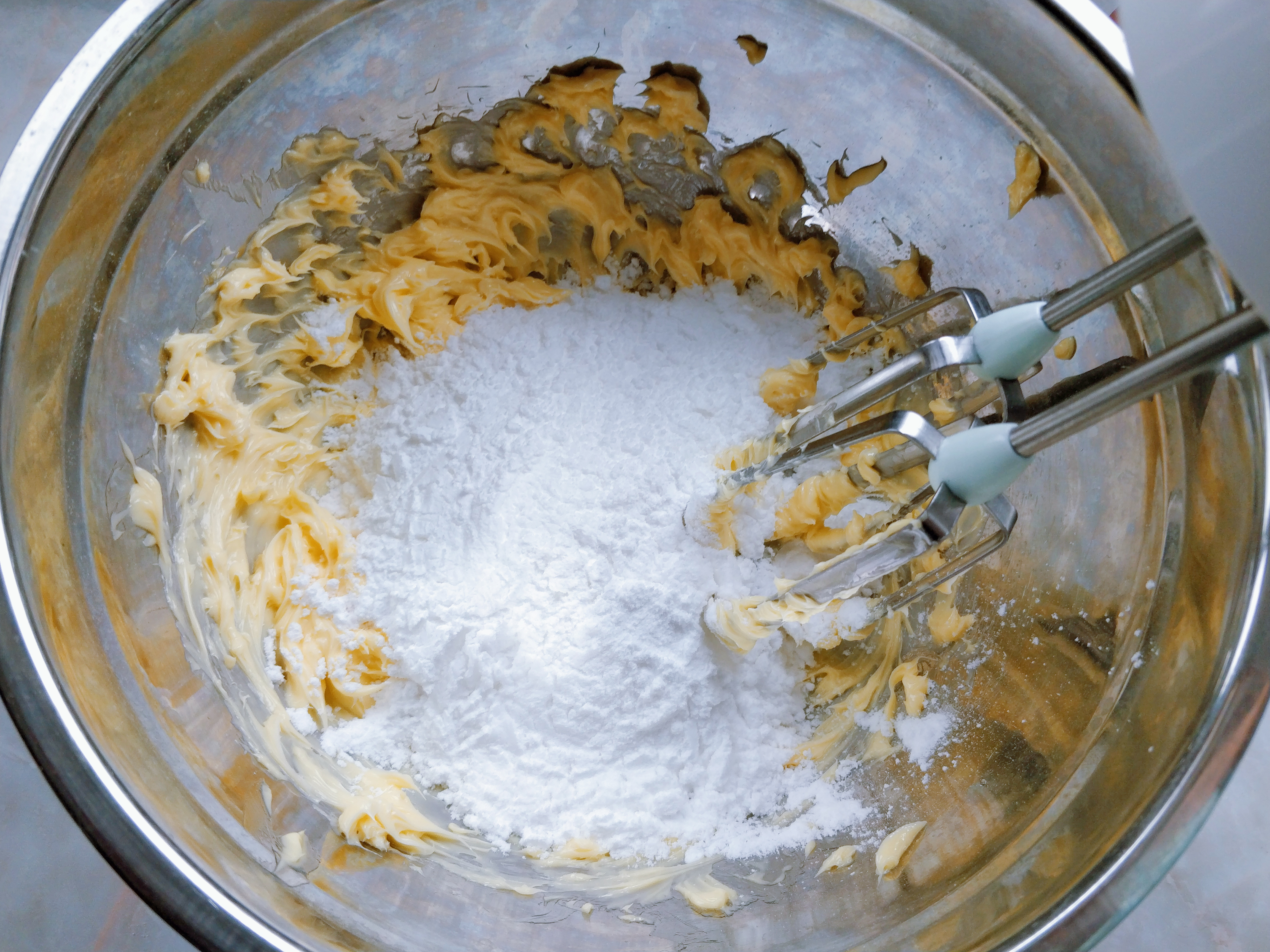 奶黄流心酥苏式月饼,正宗的流心奶黄月饼无糖