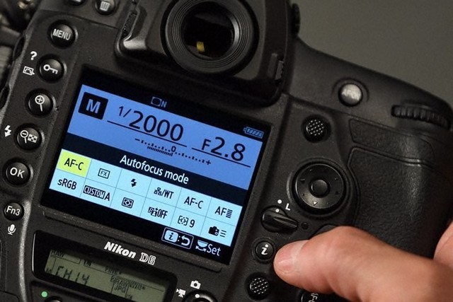 尼康旗舰单反d6发布1.33版本固件,尼康d6120-300mmf2.8镜头