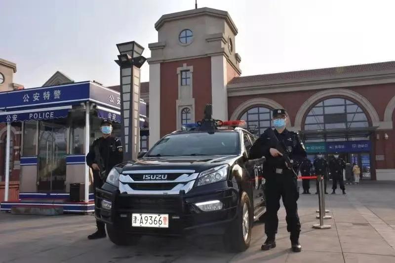 维护辖区治安稳定,元宵佳节守护百姓平安