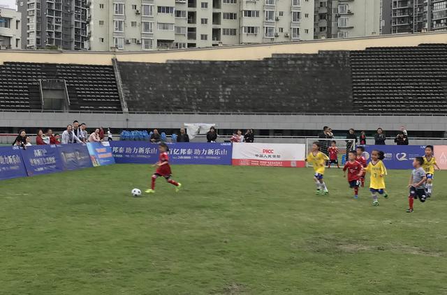 友谊足球赛巴萨,友谊足球赛