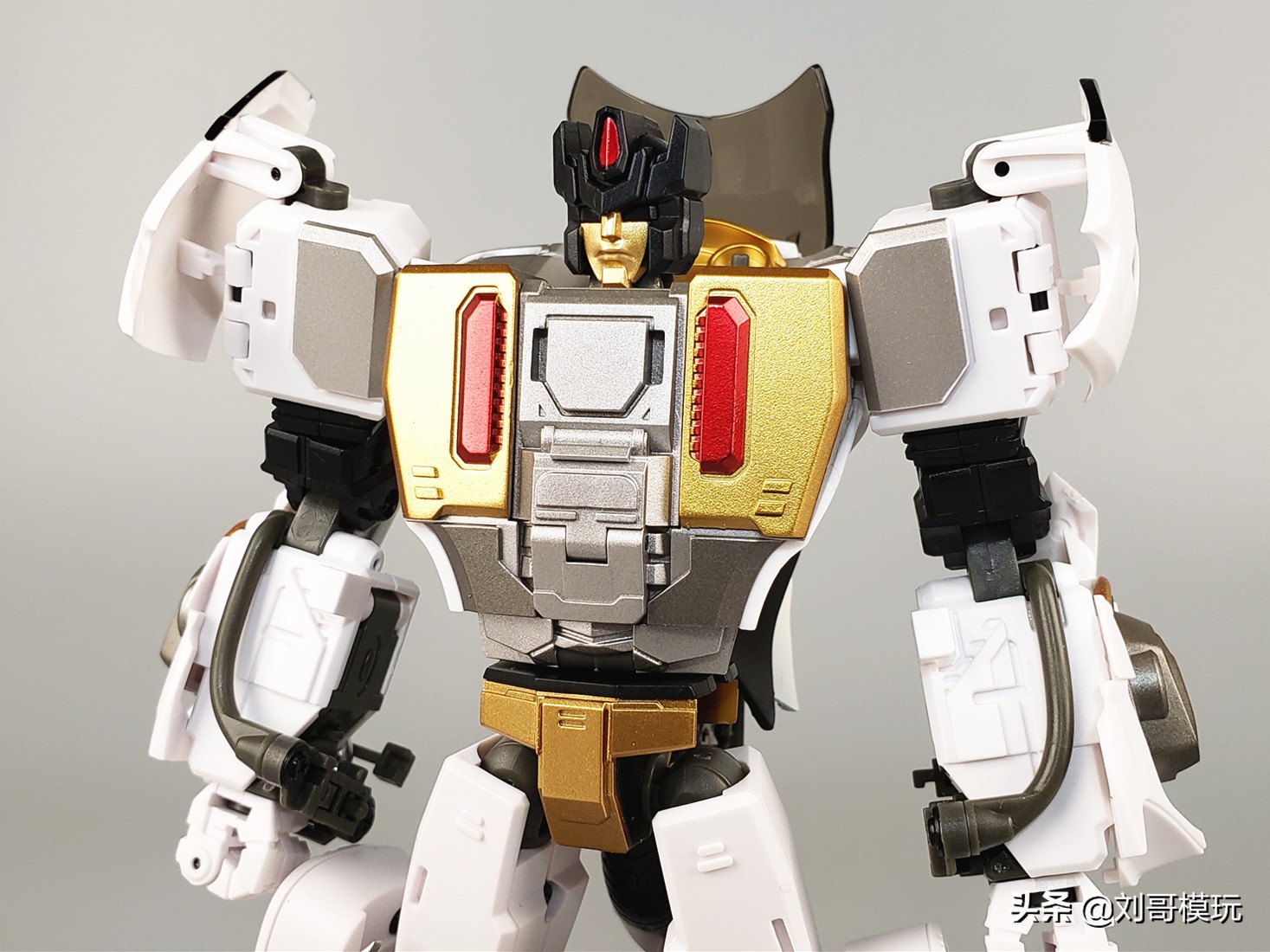 摩托车和变形金刚合体,变形金刚守护神车辙