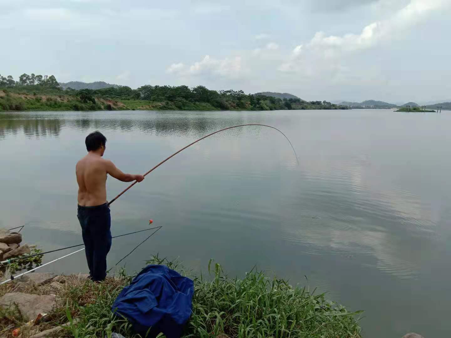 记惠州东江淡定得失的渔者