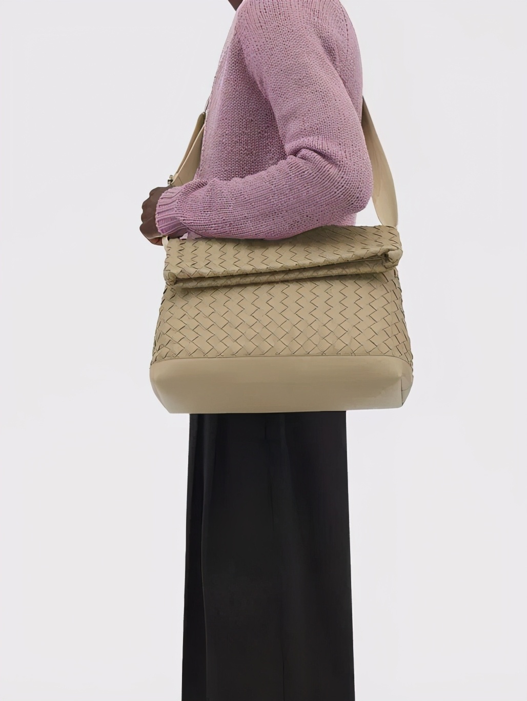 最新款男士手袋,比较常见的男士手袋品牌