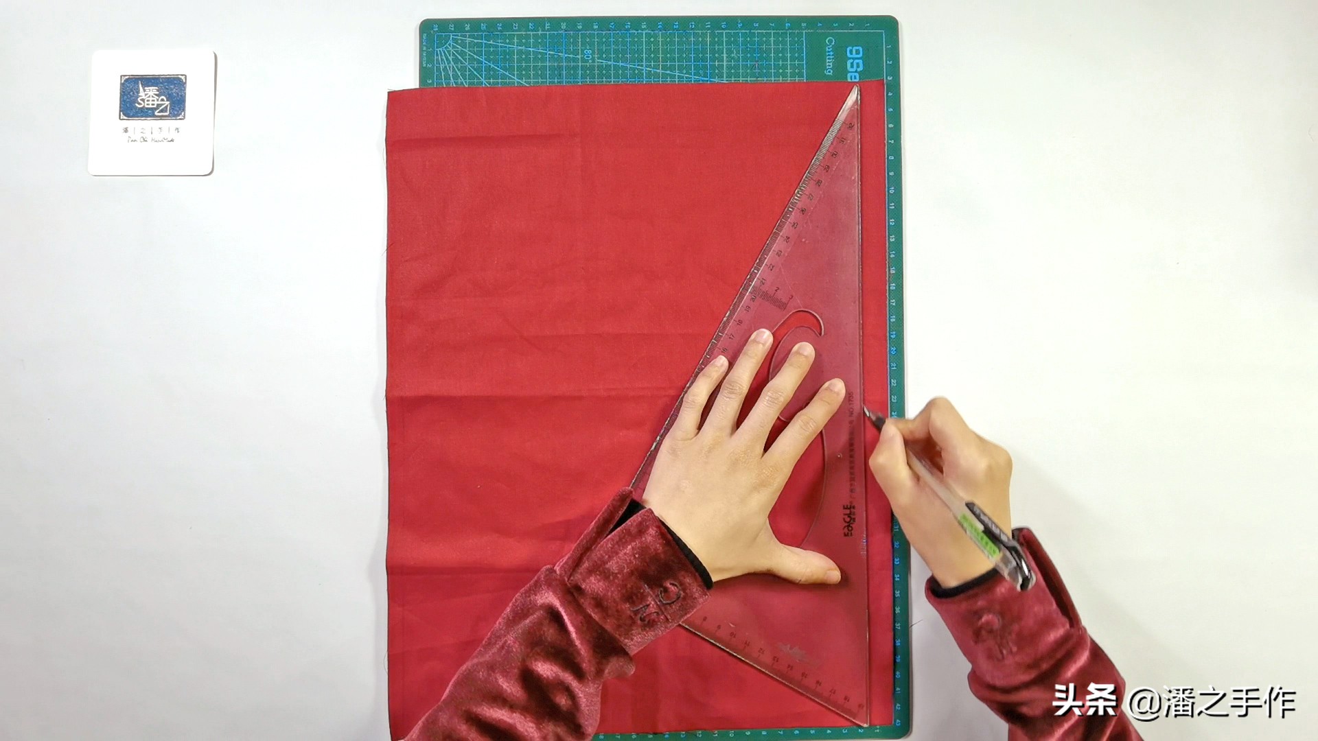 用t恤做手工环保袋,自制环保购物袋用旧衣服