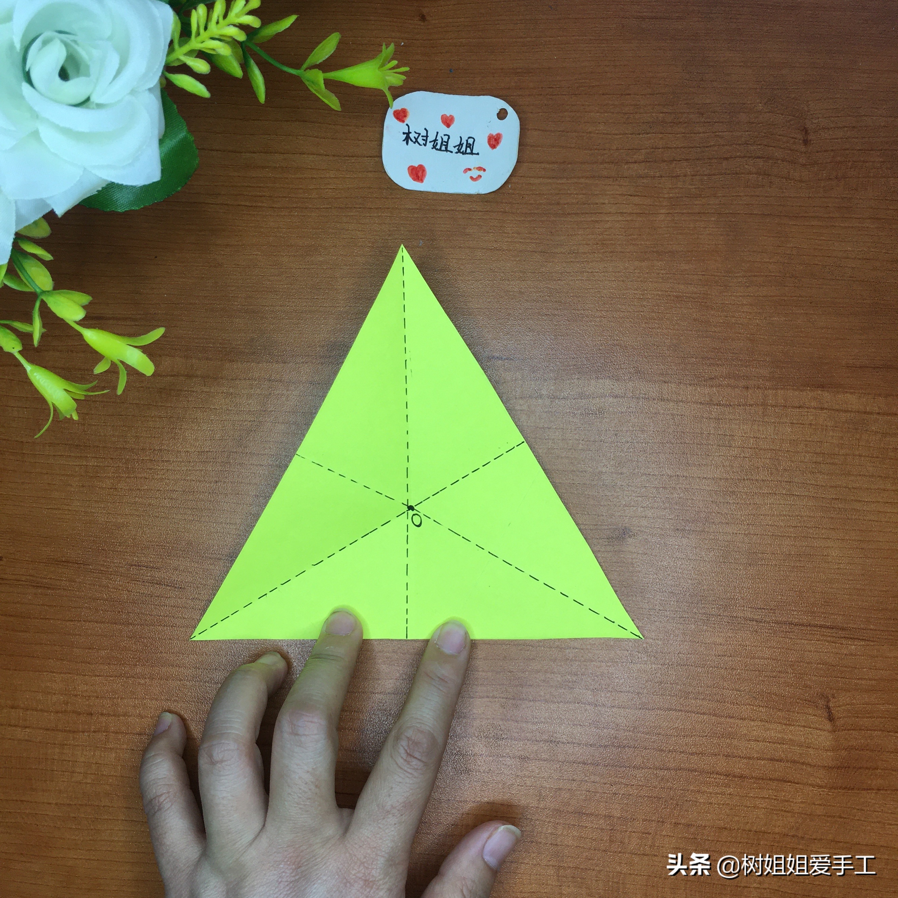 花球折纸六十个花瓣,花球折纸只需六张